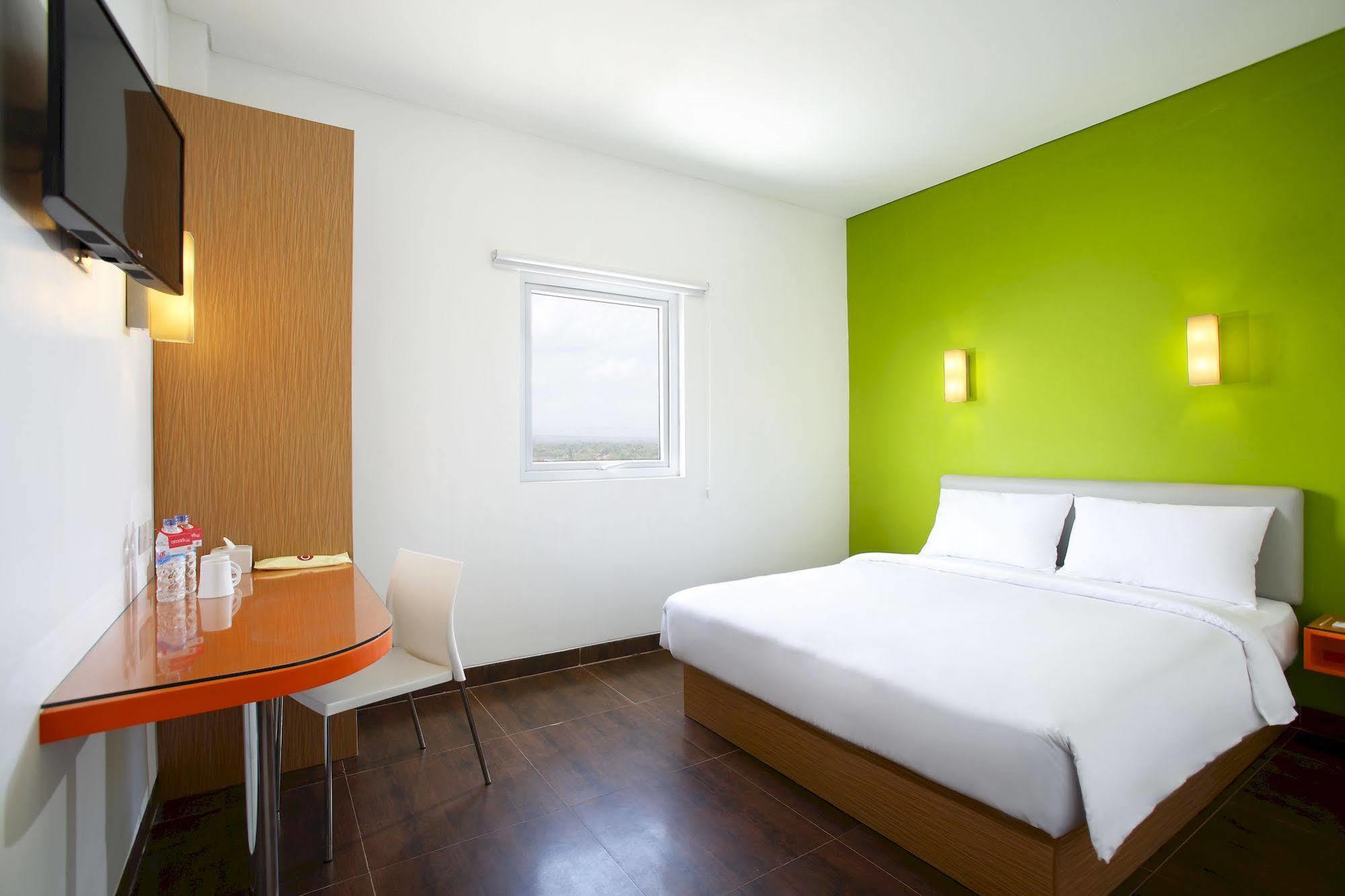 Amaris Hotel Tangerang Kültér fotó