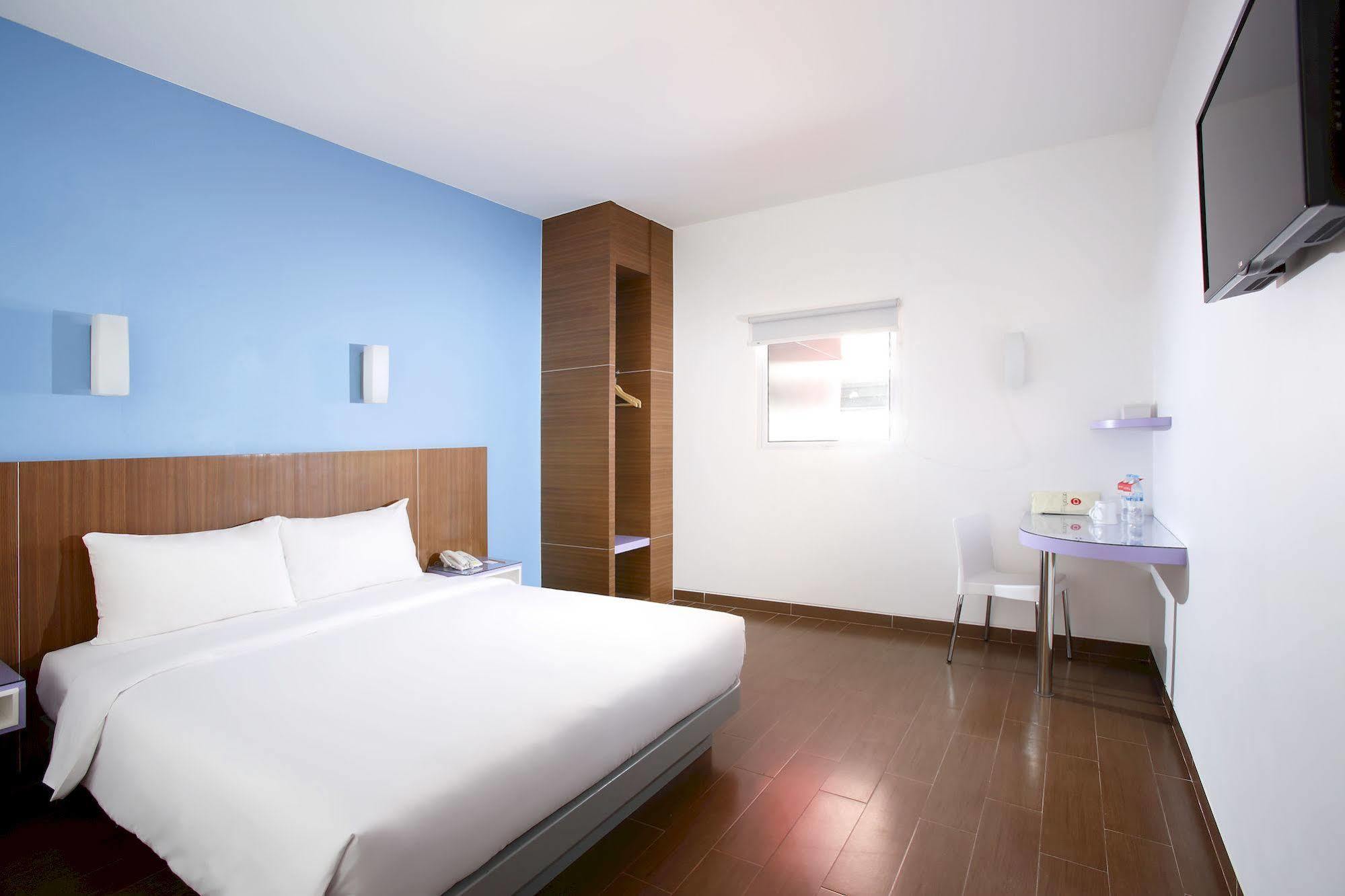 Amaris Hotel Tangerang Kültér fotó